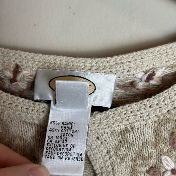 Vintage Talbots Womens Floral 3D Print Button Cardigan Sweater Large Tan Grandma - Picture 4 of 5